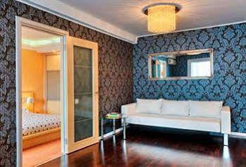 Uavoyage Business Apartments Kiev Exterior photo
